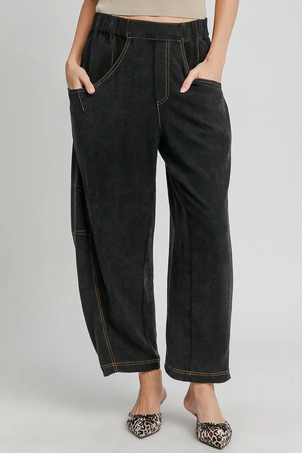 Black Elastic Waist Baggy Fit Pants with Pockets