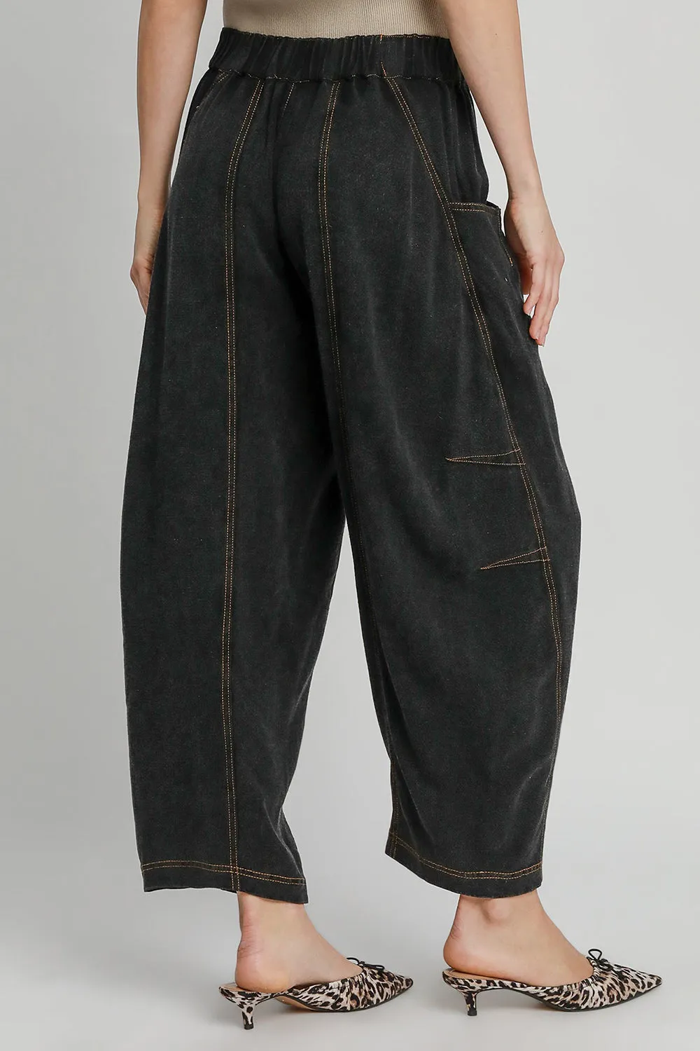 Black Elastic Waist Baggy Fit Pants with Pockets