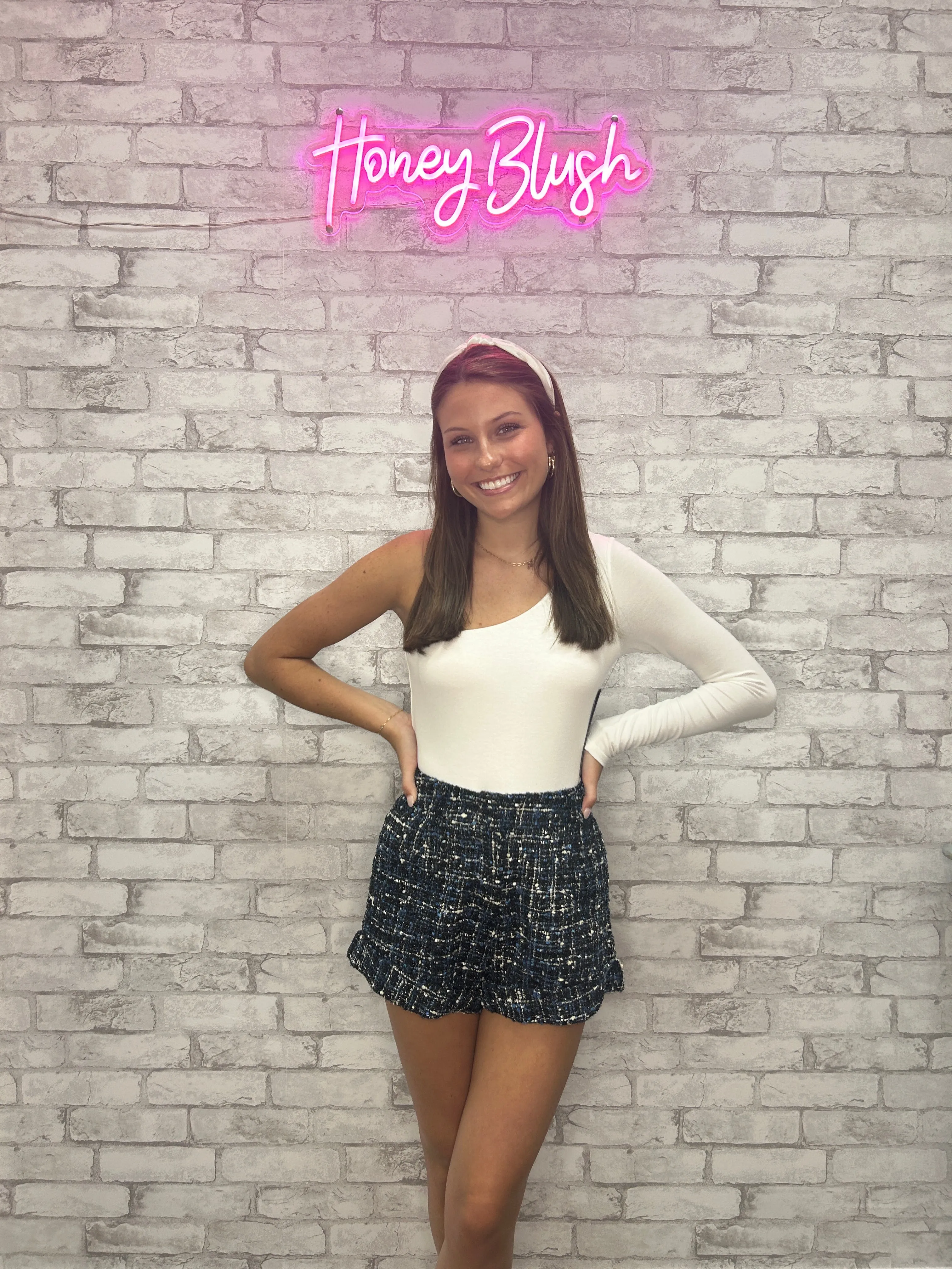 BOUCLE SHORTS