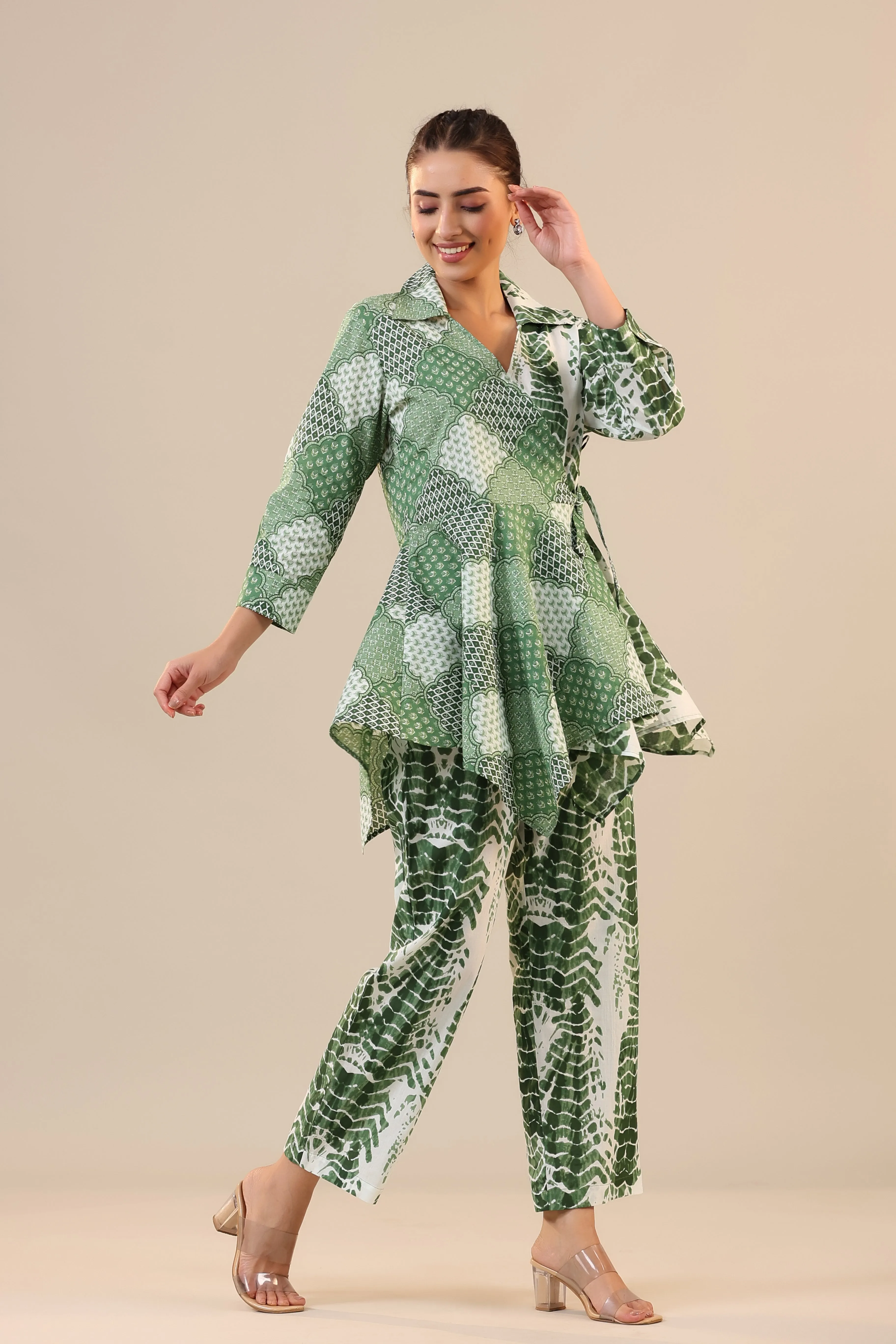 Green abstract Shibori Knot Cotton Loungewear Set