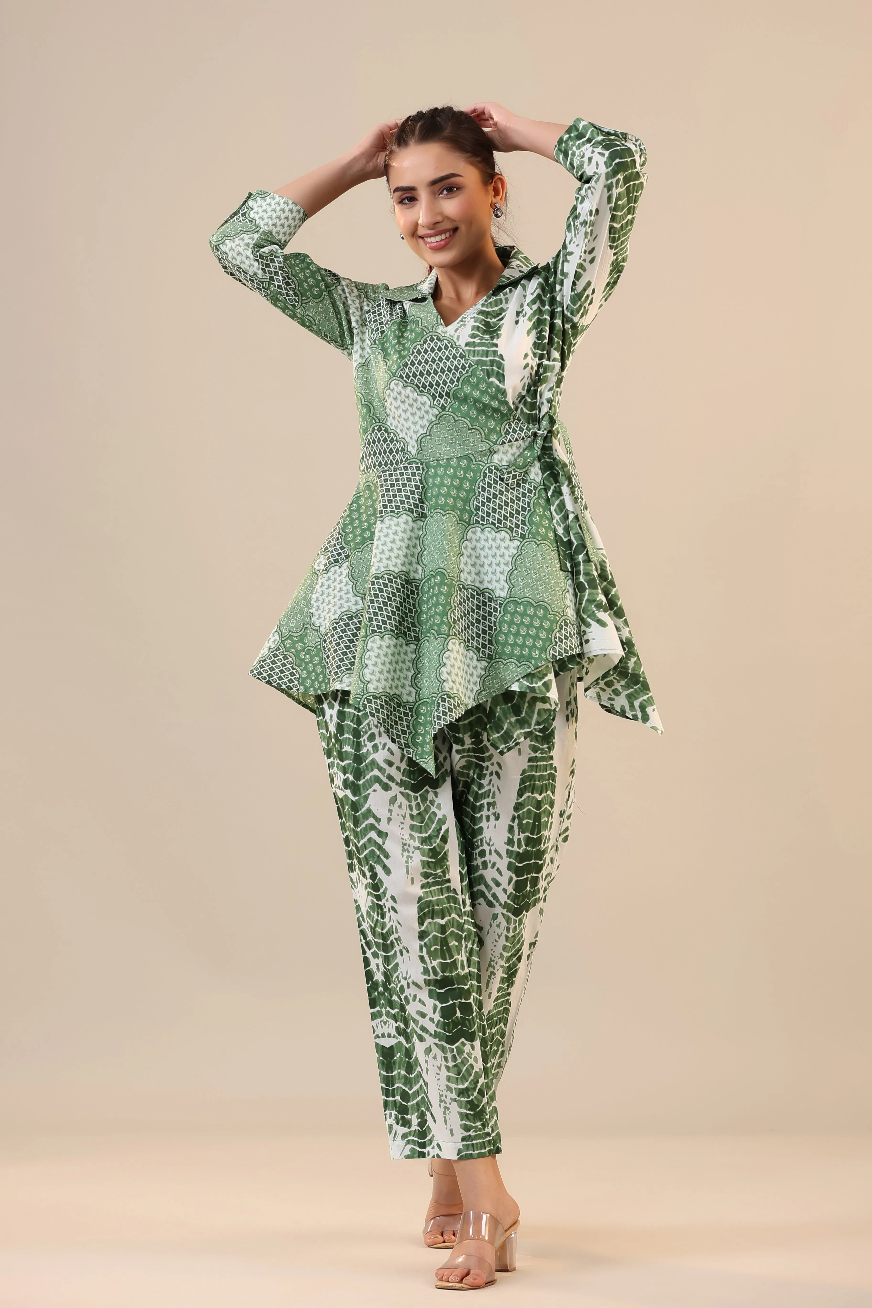 Green abstract Shibori Knot Cotton Loungewear Set