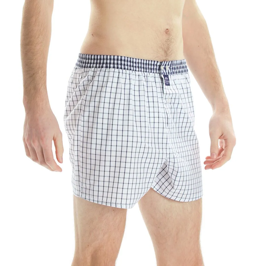 M0224 - Checkered white